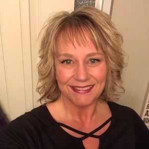 Meet your Posher, Toni